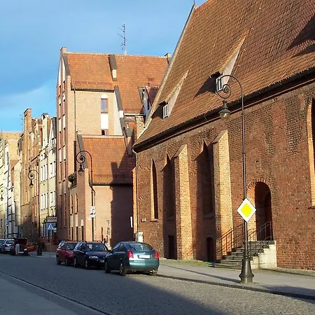 M.f. ゲストハウス 3*