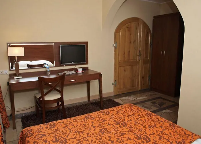 M.f. 3* 엘블라그